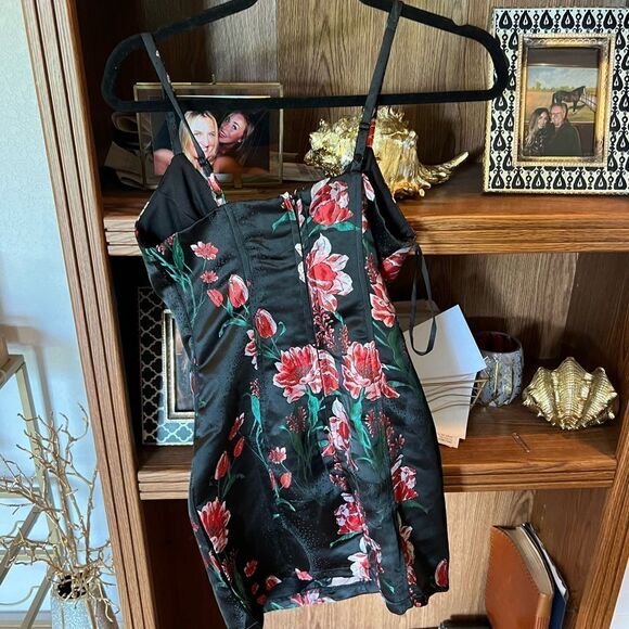 NWT SUPERDOWN FIONA MINI DRESS - Picture 5 of 5